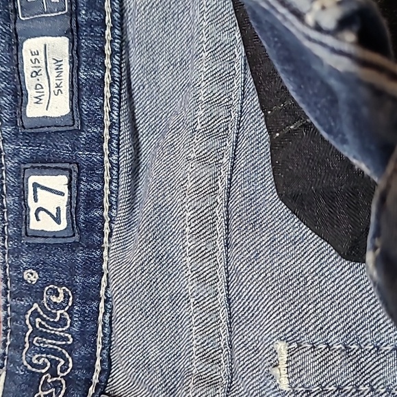 MISS ME DESTRUCTION PATCHWORK MID-RISE SKINNY DENIM JEAN - Picture 3 of 12